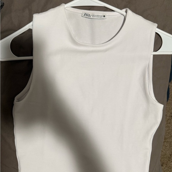 SLEEVELESS CROP TOP - Picture 3 of 3